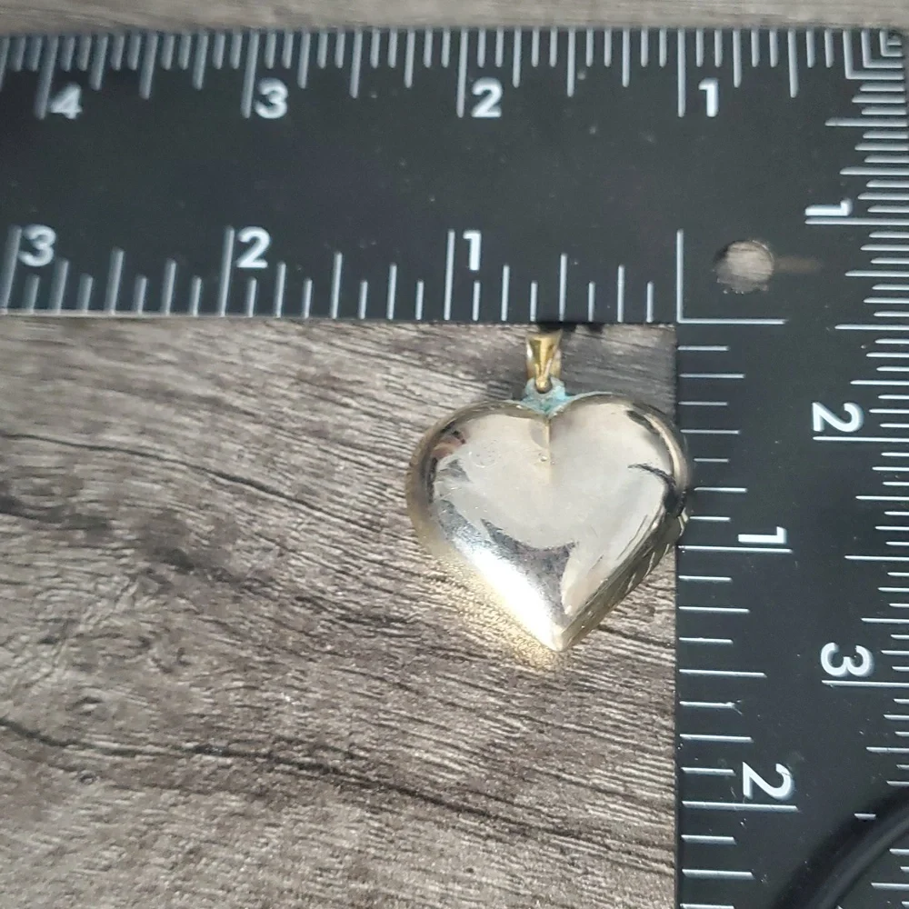 Silver Tone Heart Pendant P338